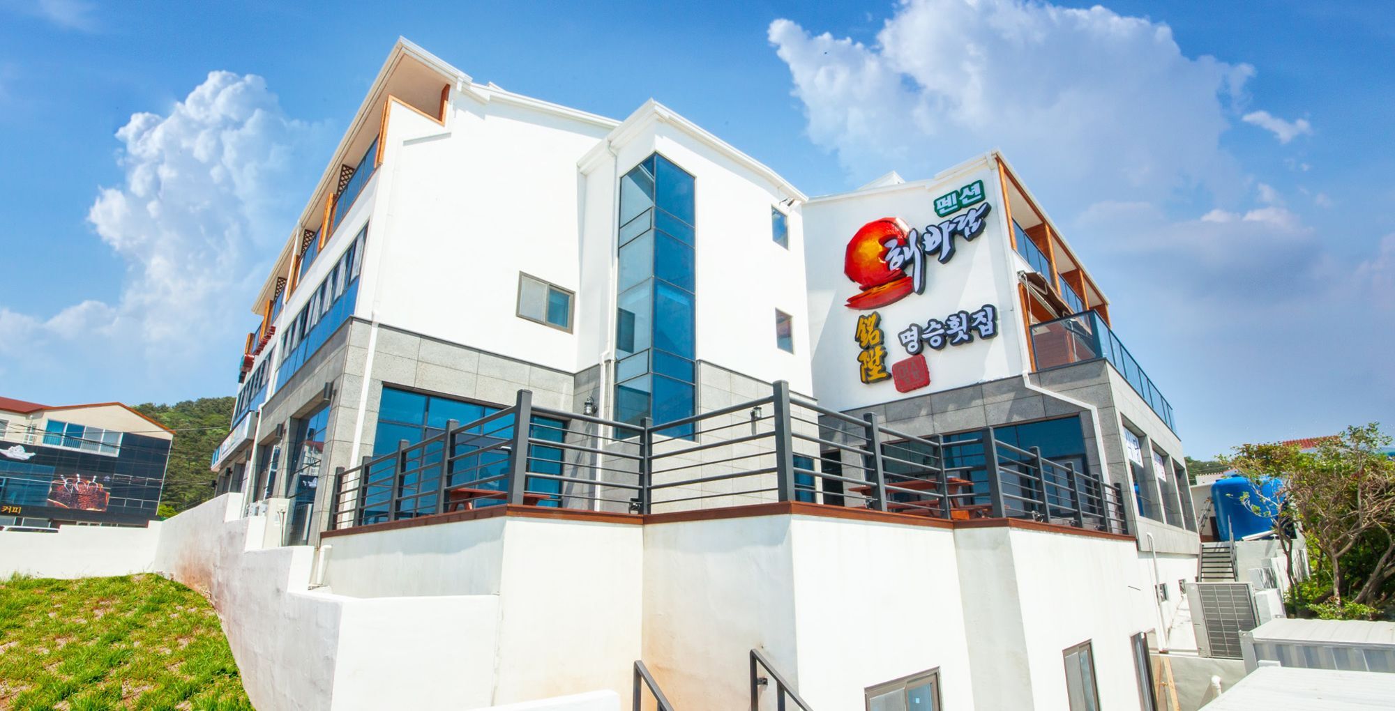 Geoje Haebaram Pension Екстериор снимка